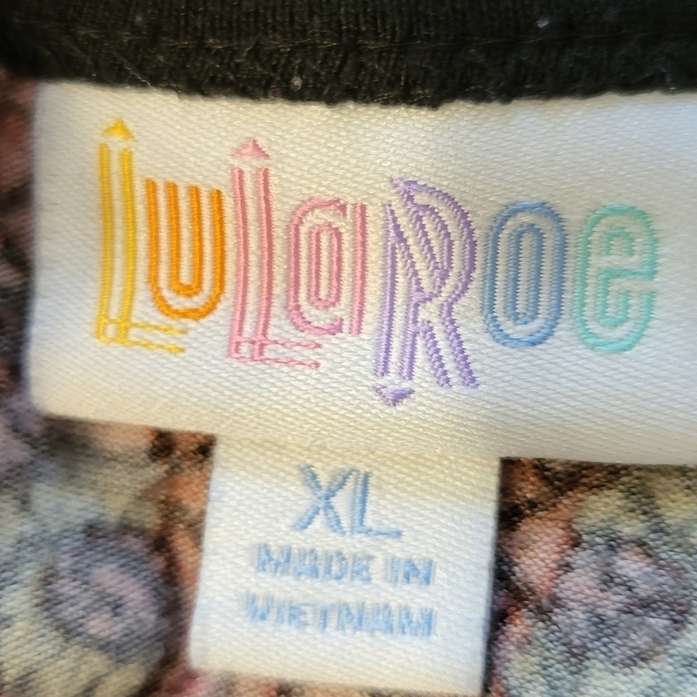 Lularoe XL Randy style baseball style sleeve - Picture 3 of 10